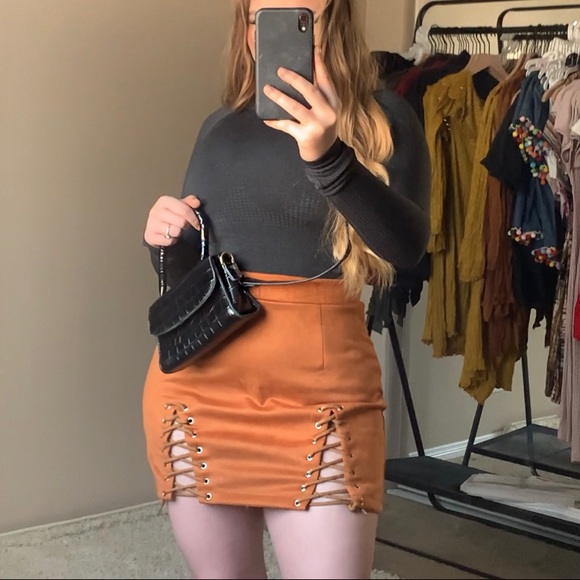 Hana ♡ Coffee Brown Suede Lace Up Skirt - Picture 2 of 5